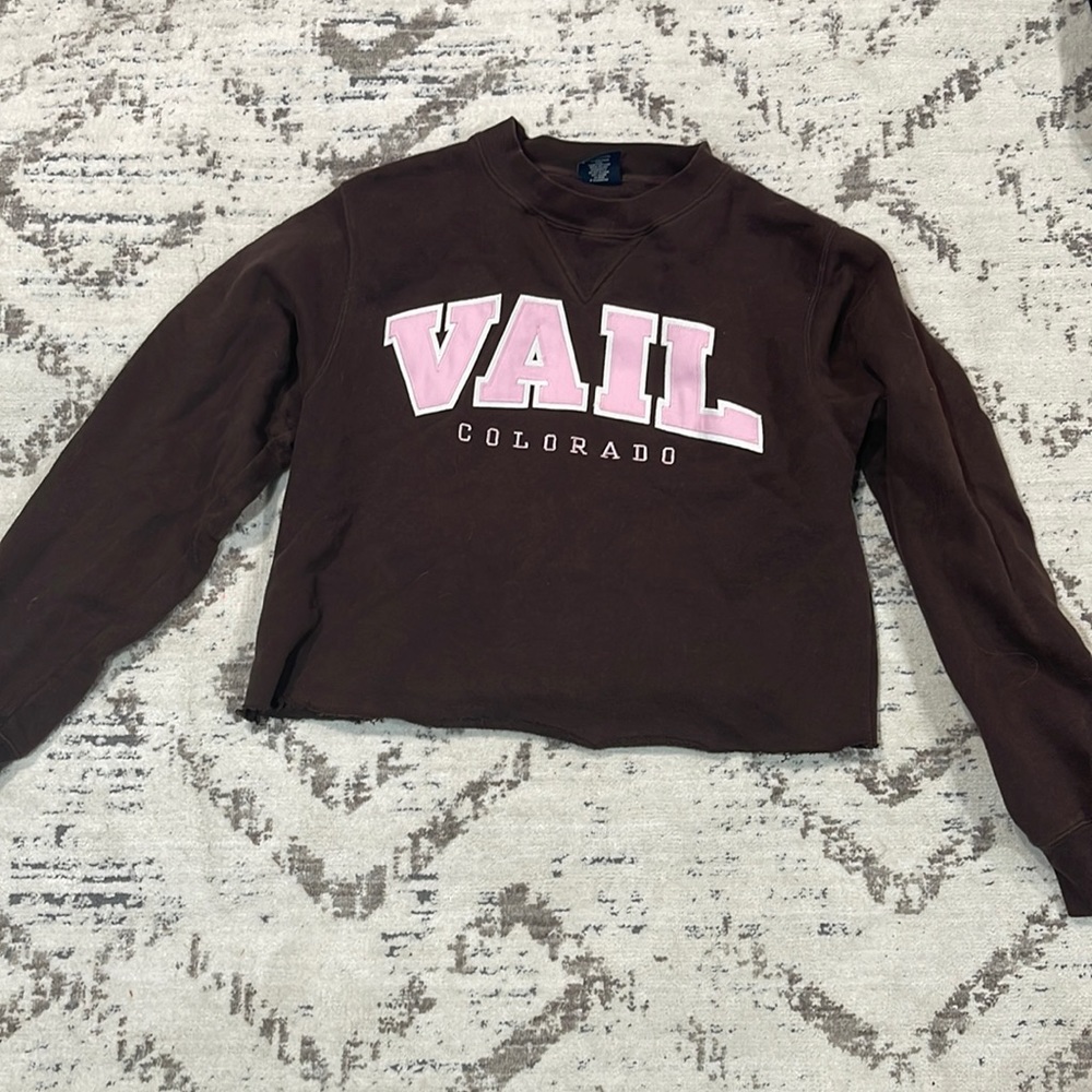 Vail Colorado cropped crewneck